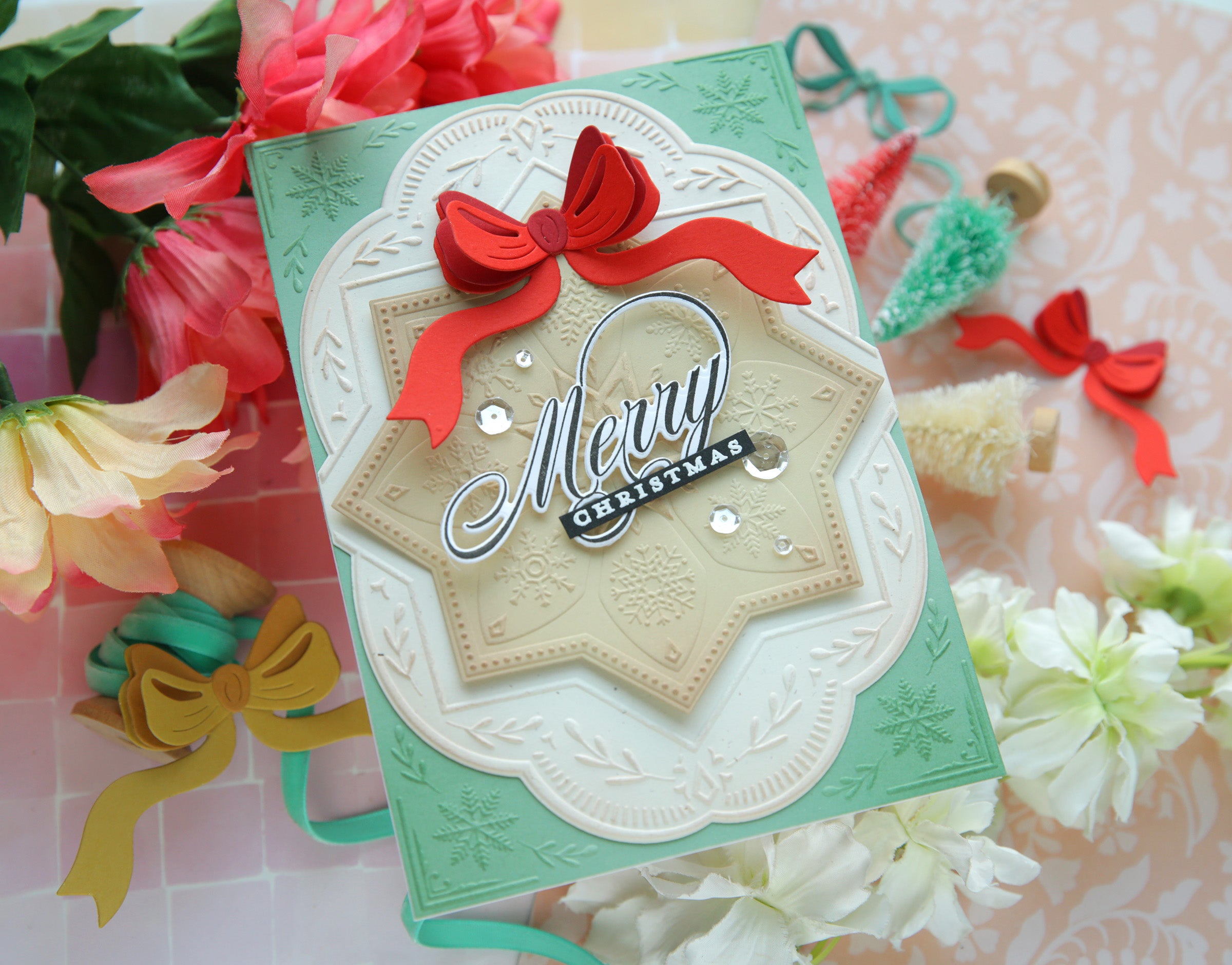 GT Shortbread Shapes: Snowflake Embossing Folder – Seven Hills Crafts